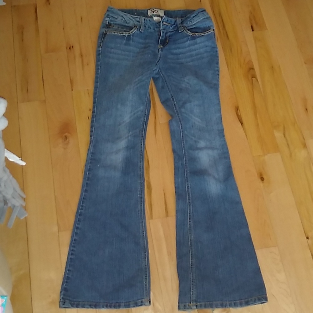 SO jeans size 1 *Button missing*